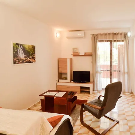 In - Istrien 11128 Apartment *